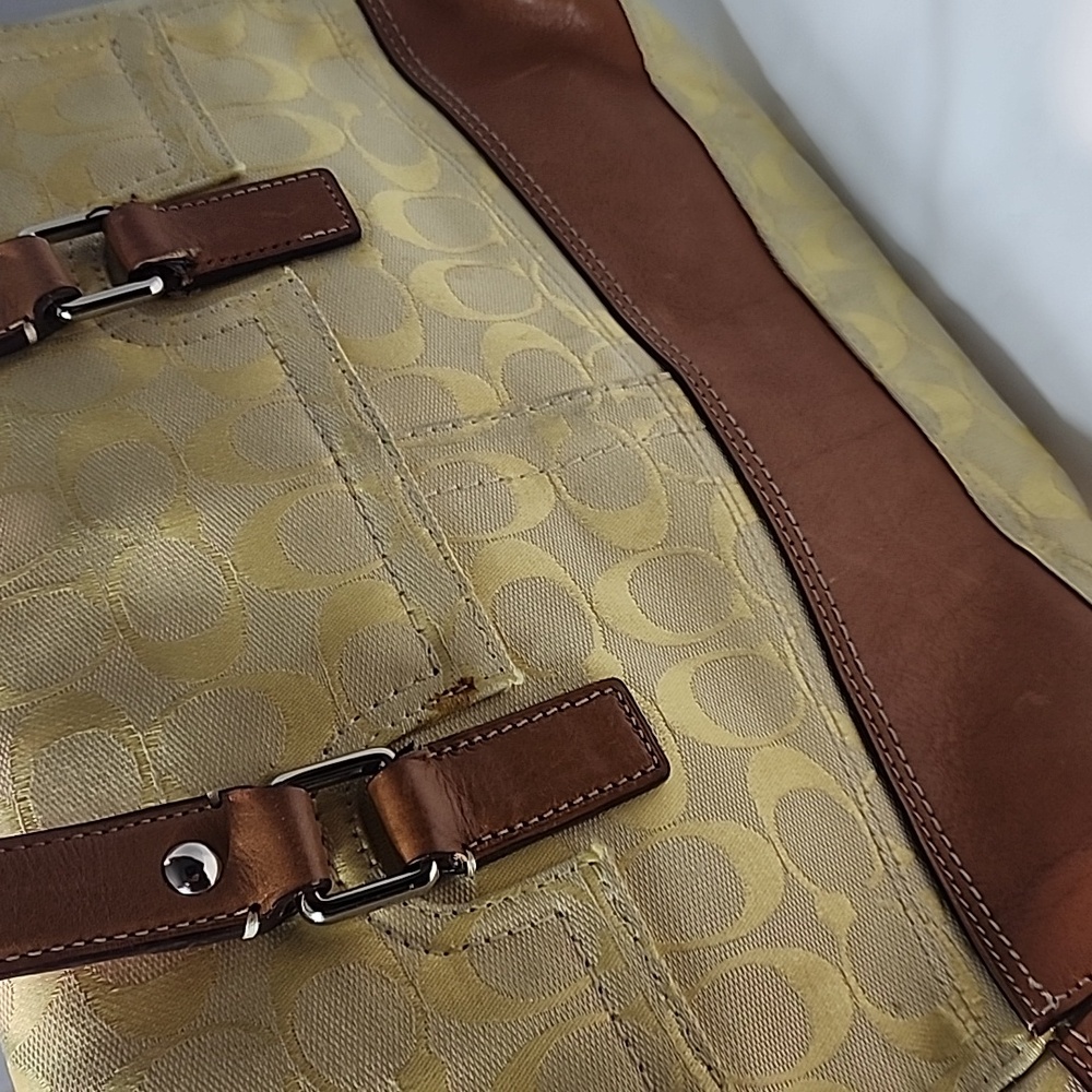 Coach VTG Hampton Signature satchel bag, yellow color - Picture 15 of 16